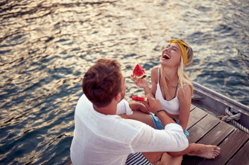 Seelenpartner verbindet ein tiefes Vertrauen: Foto: © Lucky_Business / shutterstock / #2144057745